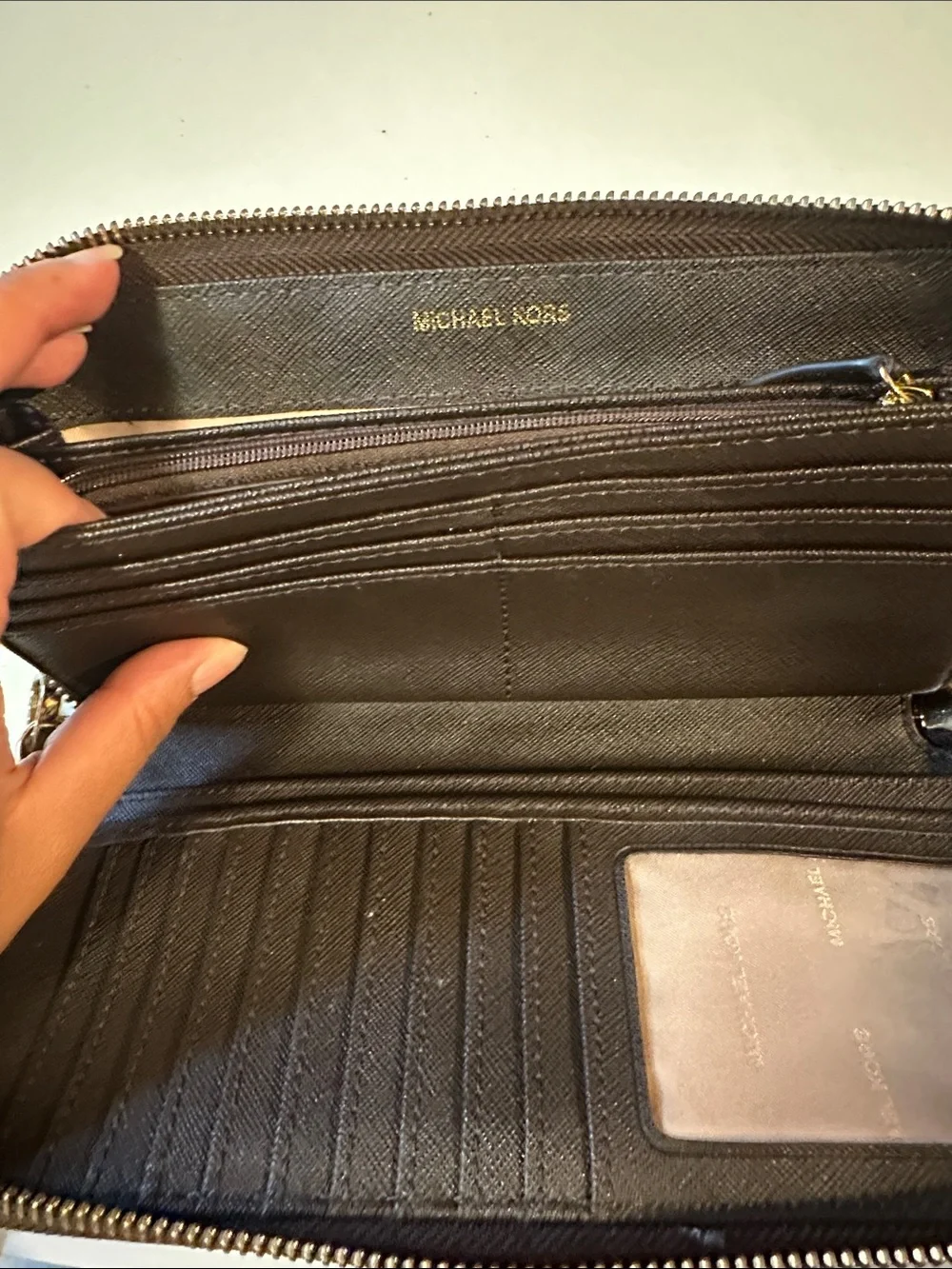 MICHAEL Michael Kors signature logo